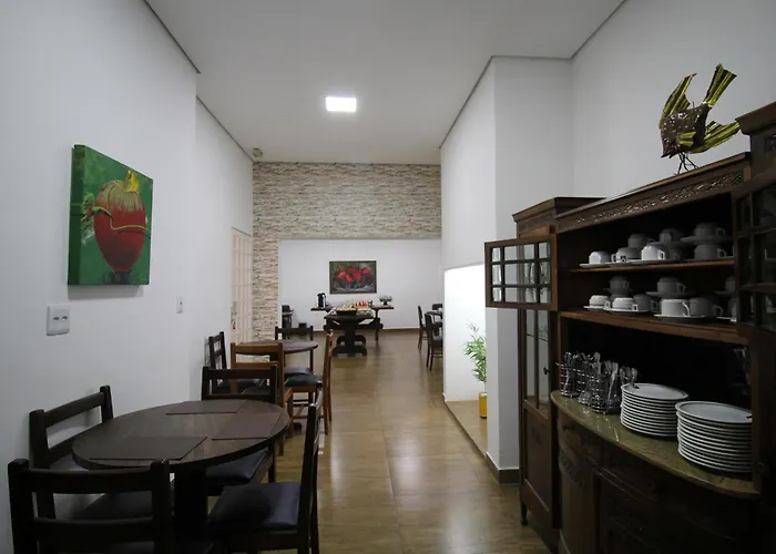 Pousada Água Eterna - Próximo ao Museu de Cera, Hot Beach e Thermas dos Laranjais